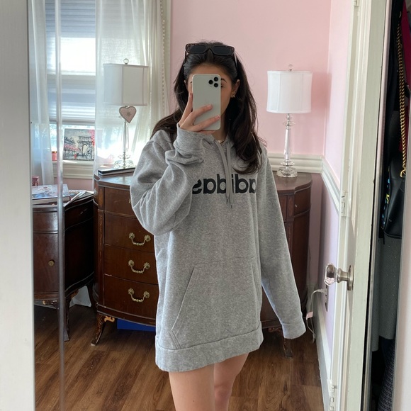Adidas sweatshirt - Picture 2 of 6